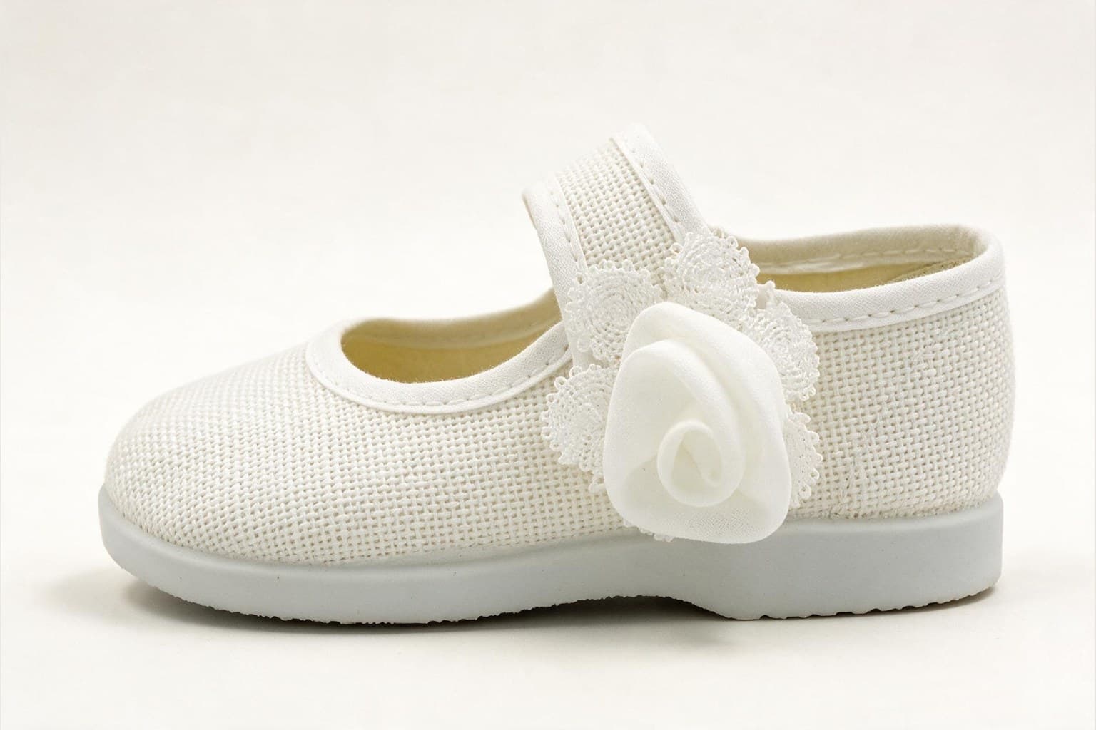 Mercedita con flor — foto 2