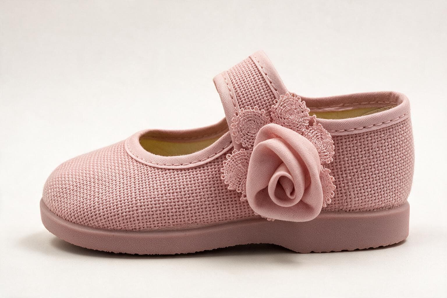 Mercedita con flor — foto 3